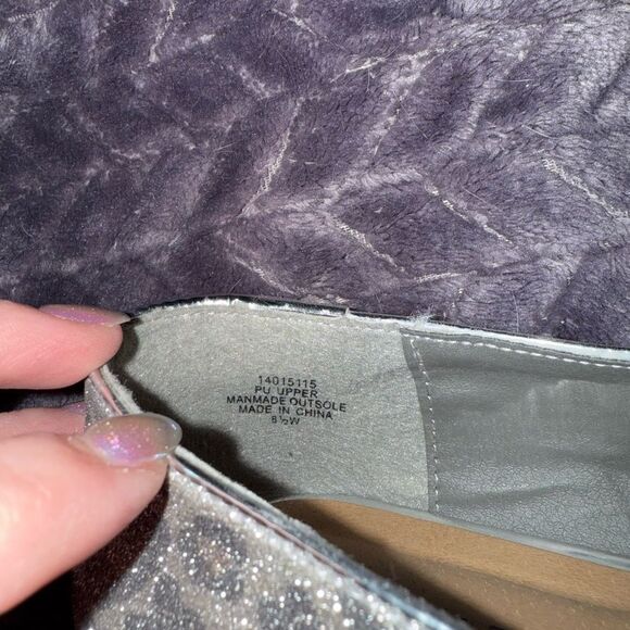 Torrid Silver Sparkly Leopard Print Flats - Picture 3 of 5